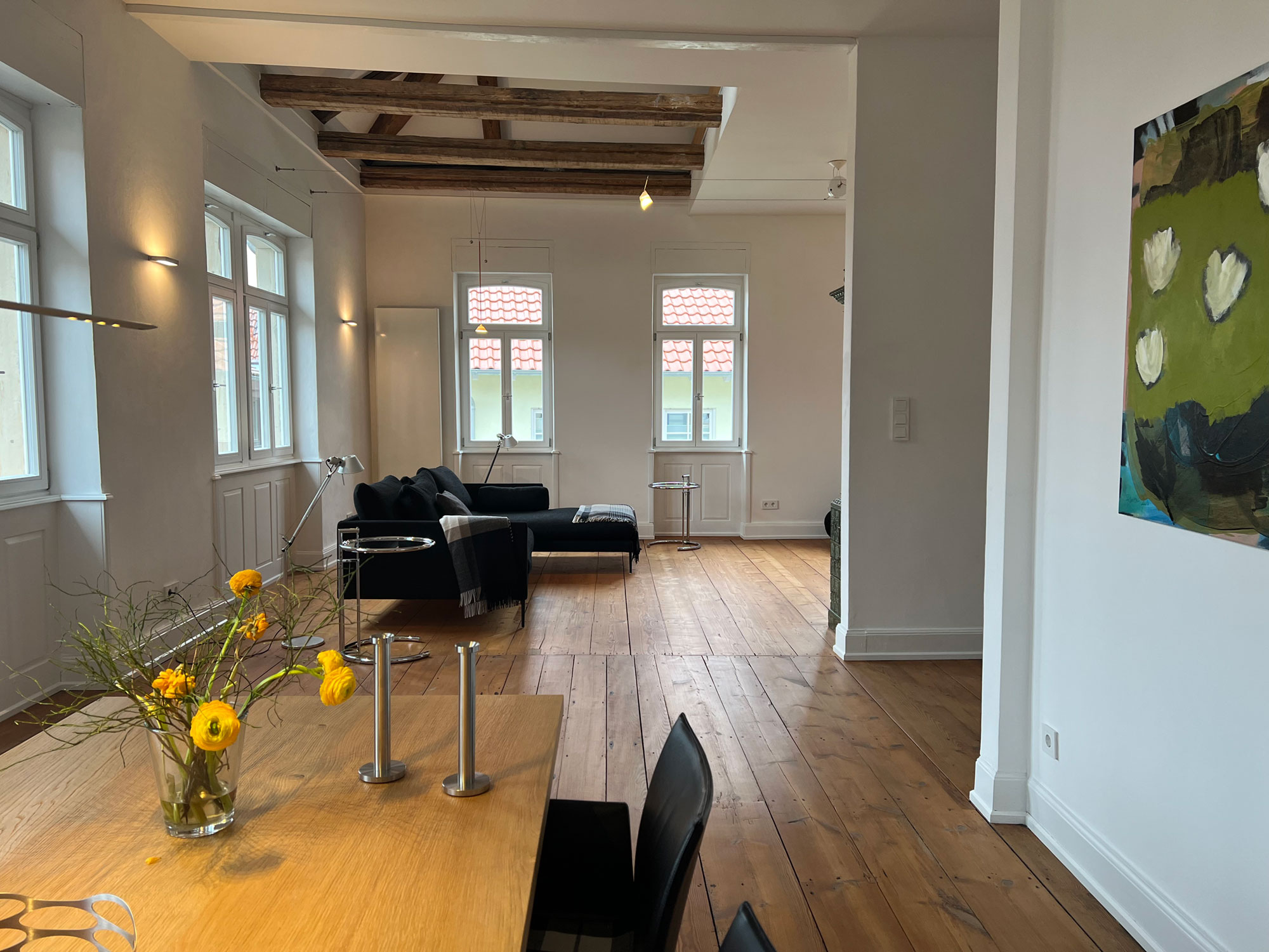 Eigenes Büro- und Wohngebäude